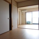 (居間)